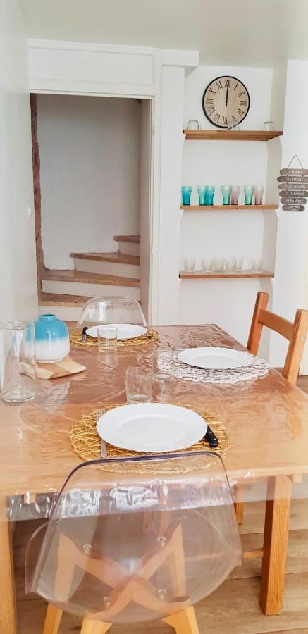Thuir, Charmante Maison T2 Climatisée Villa Esterno foto